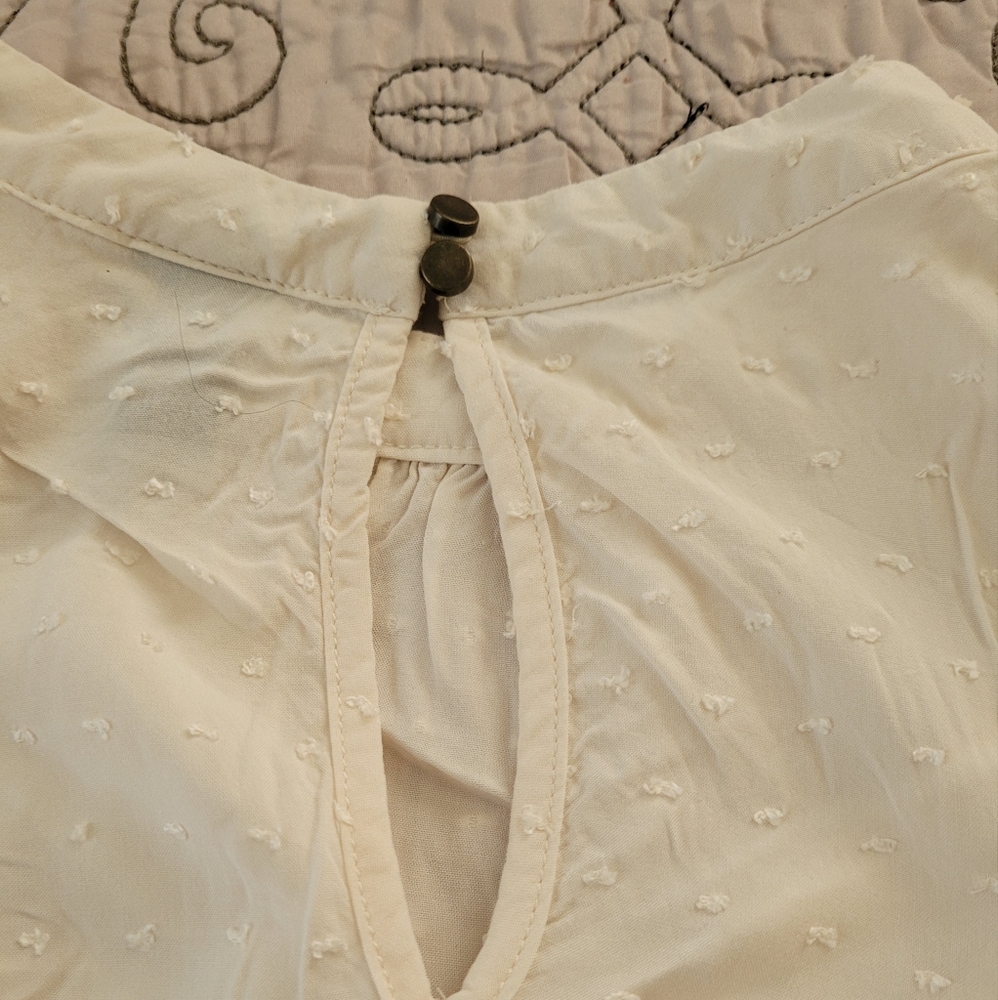 White Fable Ruffled Top - Picture 9 of 11